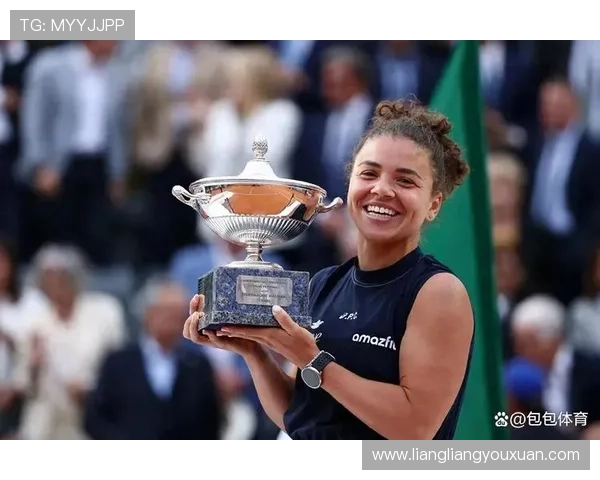 扎瓦茨卡力克群雄夺千岛湖国际网球公开赛女单桂冠精彩绽放全场瞩目 扎瓦茨卡力克群雄夺千岛湖国际网球公开赛女单桂冠精彩绽放全场瞩目